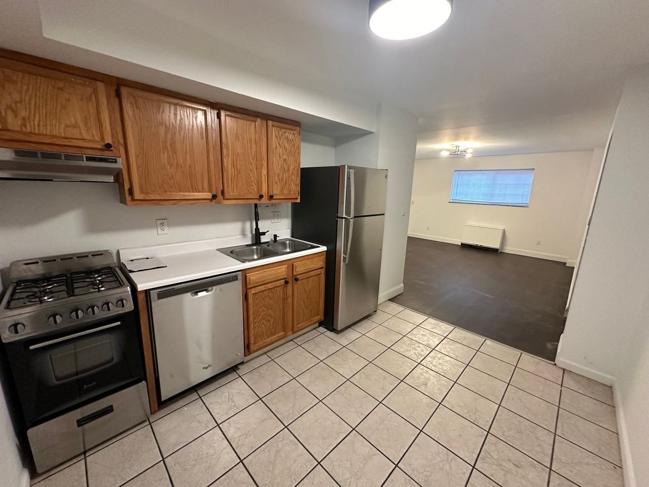 Chittenden Ave 34 UL - Photo 3 of 50