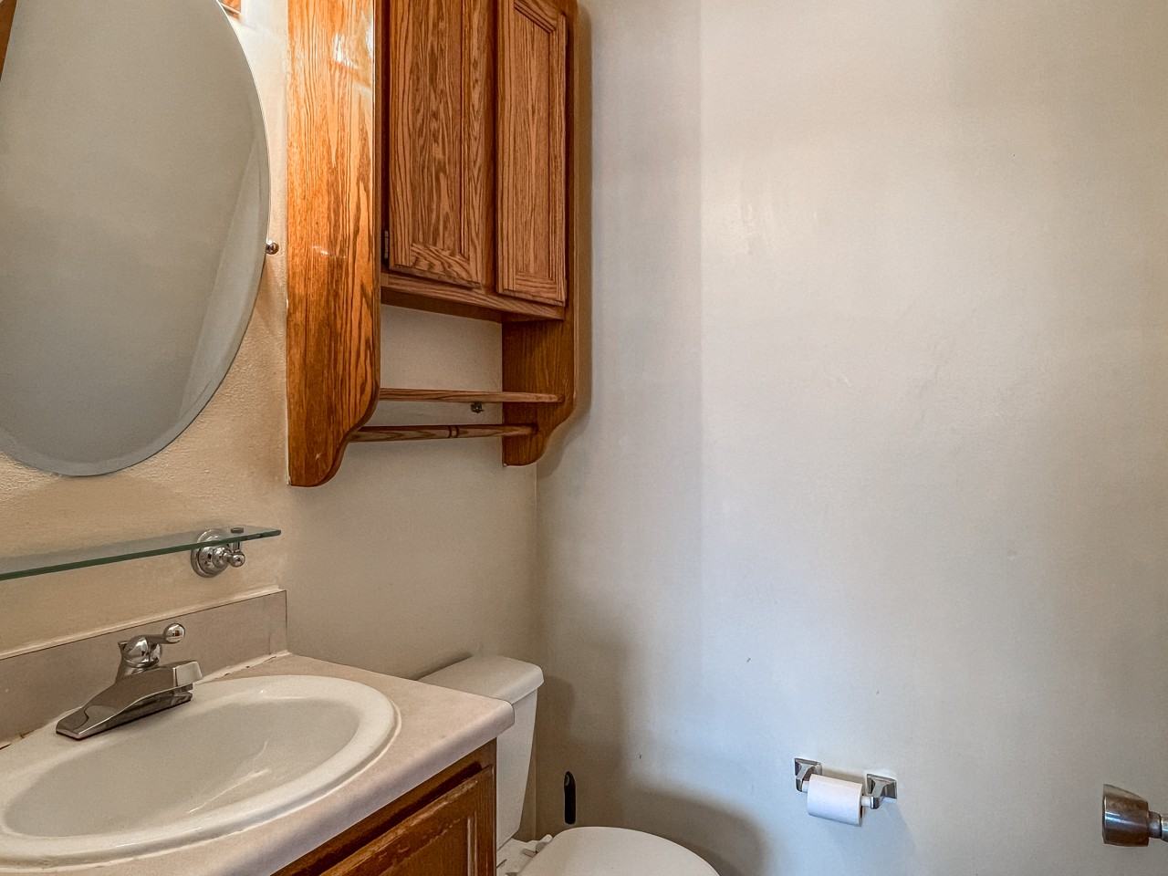 653 Hercules St - Photo 4 of 12