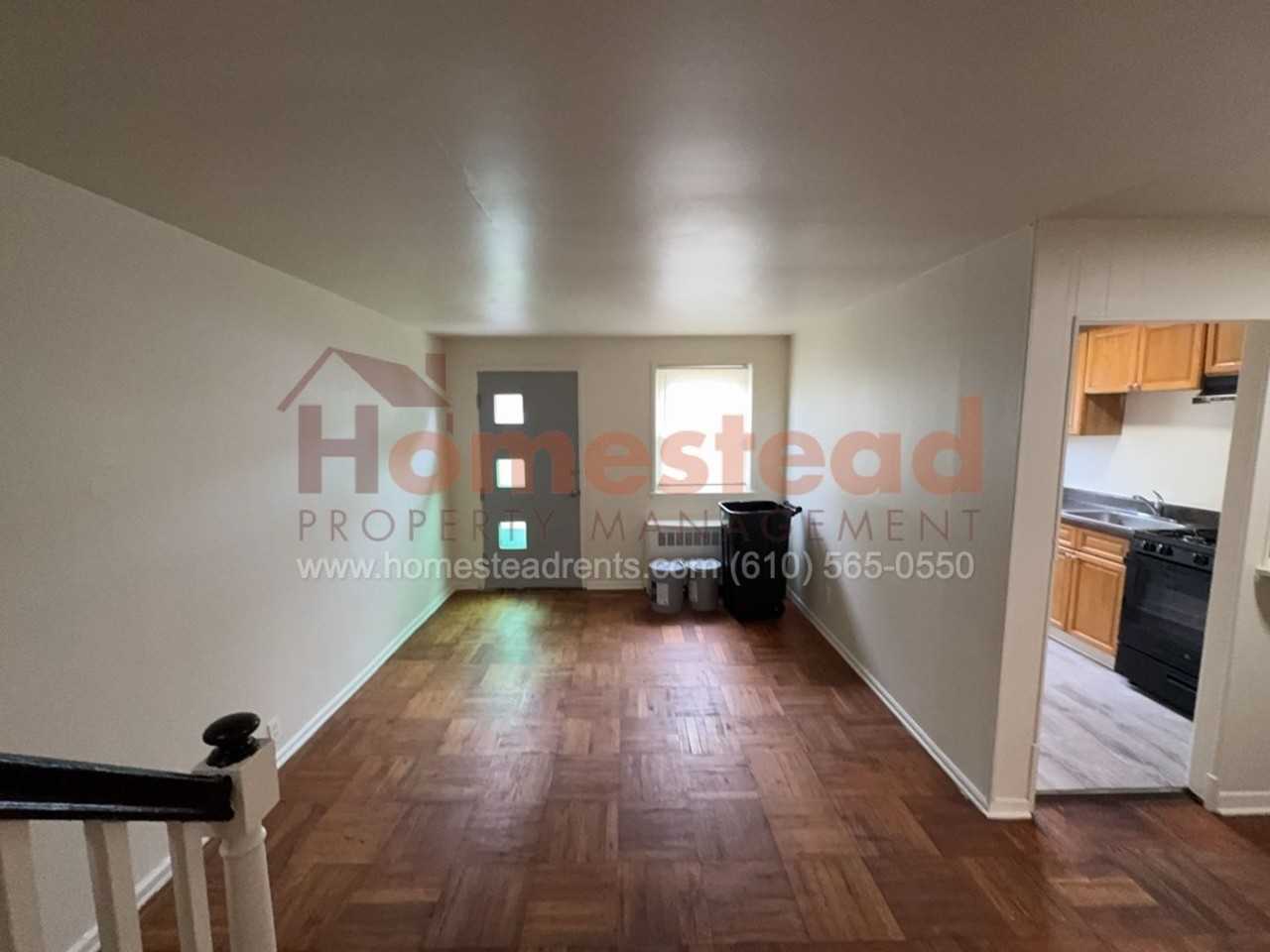 559 Wiltshire Rd - Photo 4 of 24