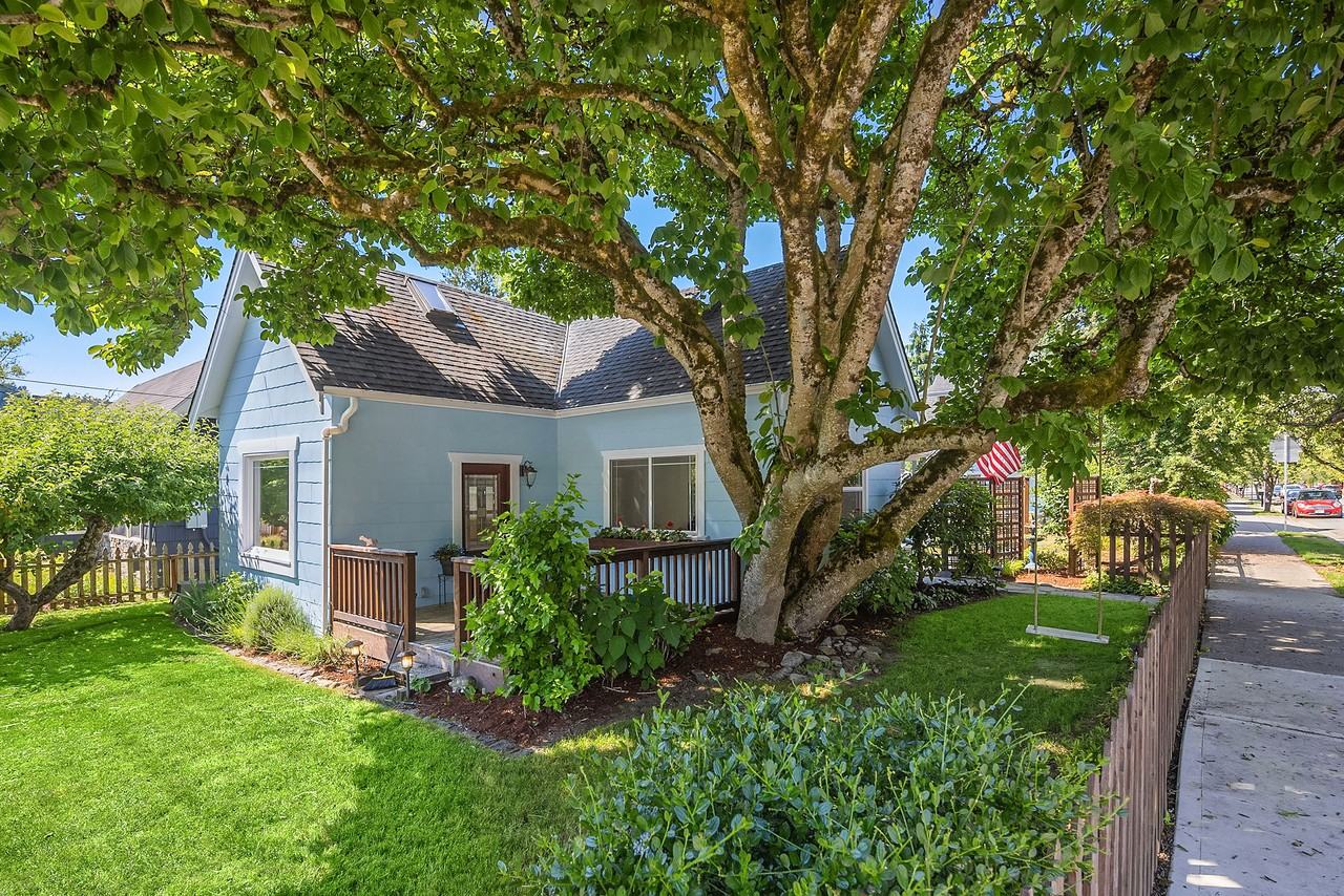 185 2nd Ave Se #NA - Photo 2 of 23