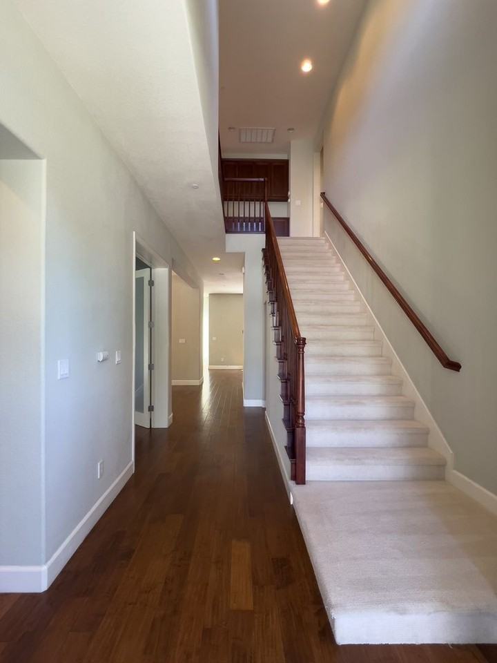 1111 Pennyroyal St - Photo 3 of 46