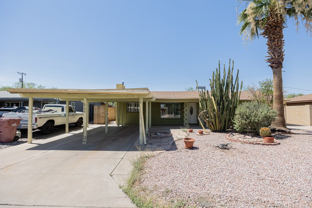 6706 E 1st Ave - Photo 2 of 26