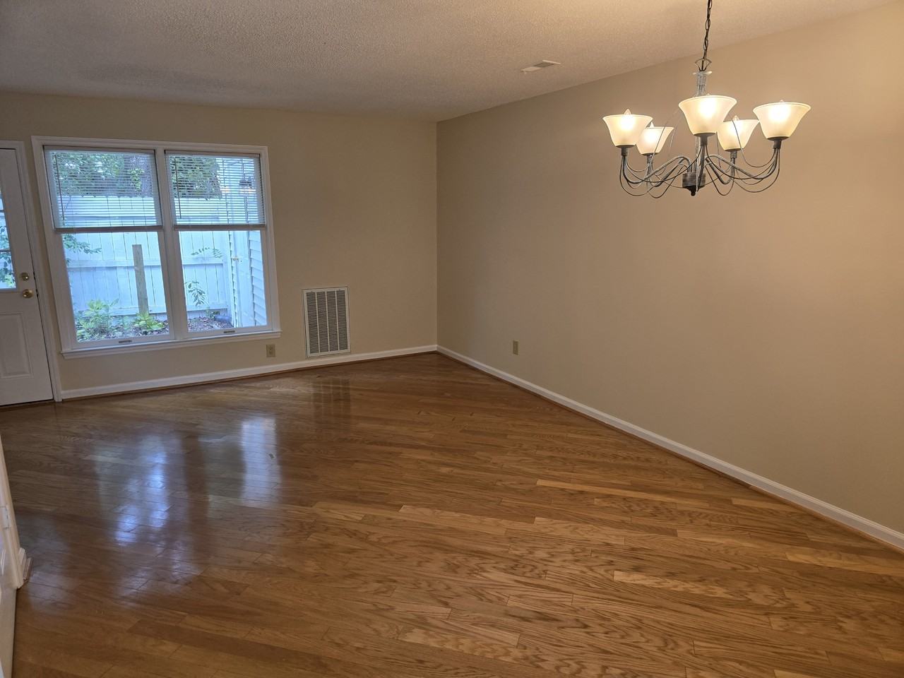 106 Saint Andrews Ln - Photo 6 of 22