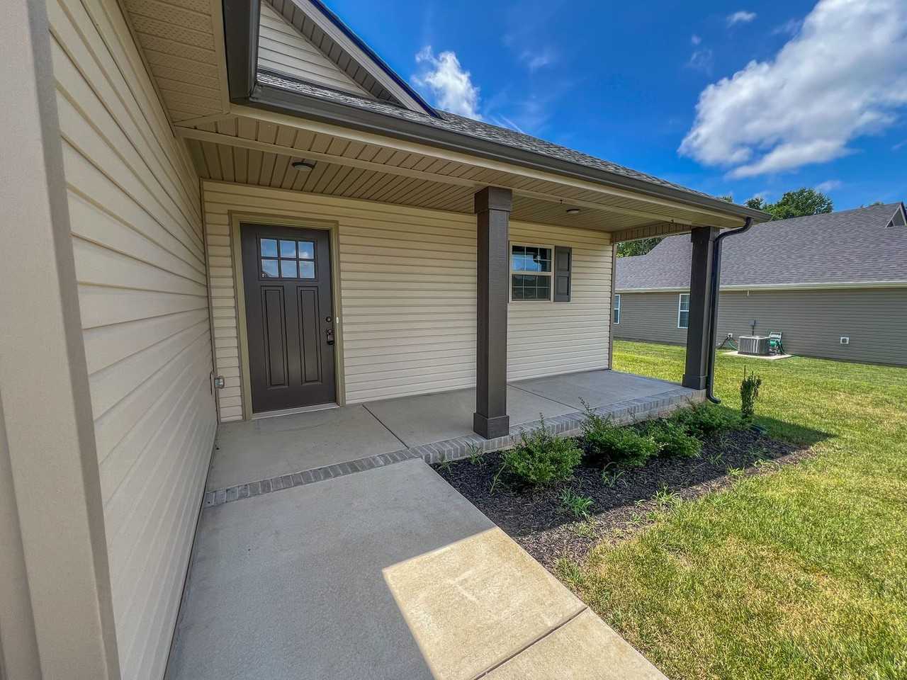 702 Gleason Dr - Photo 4 of 50
