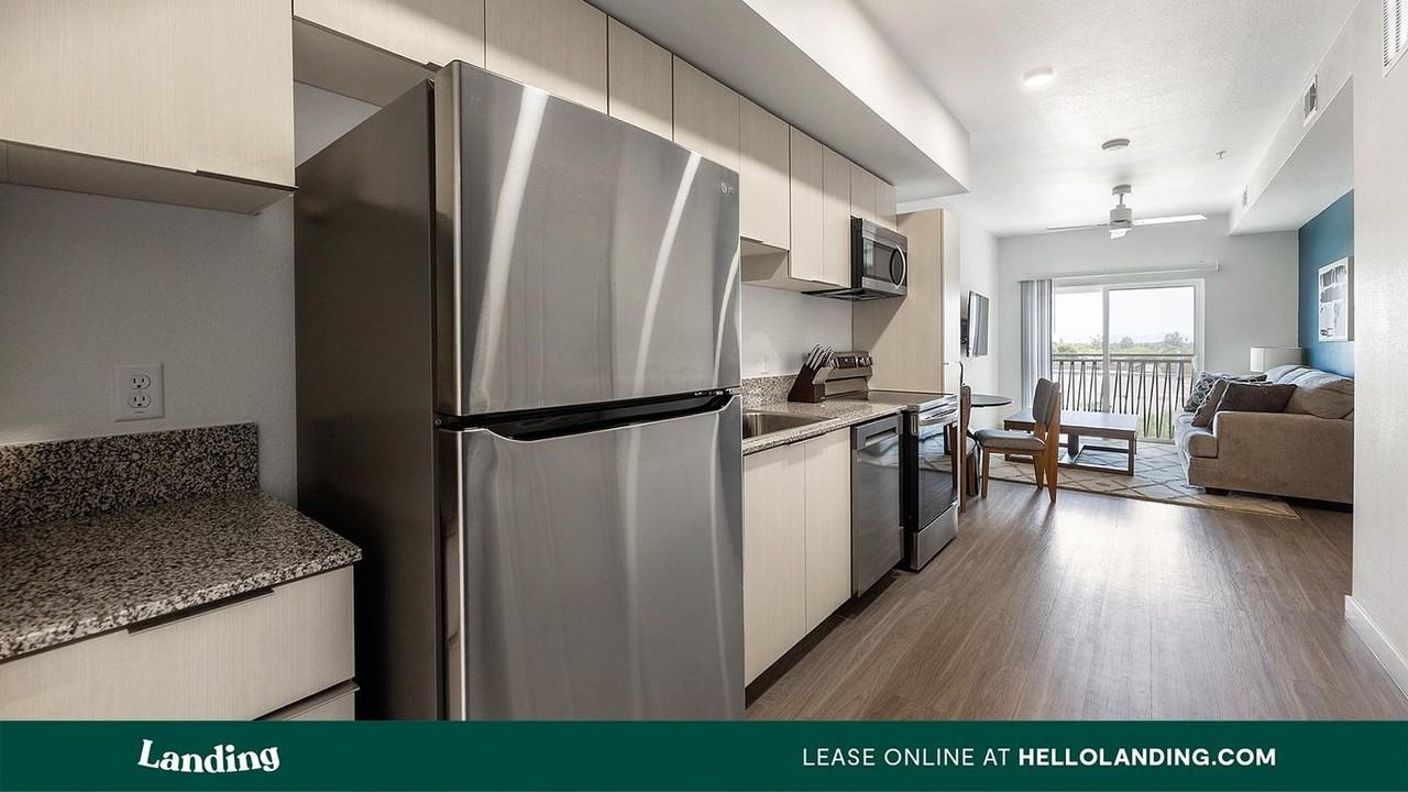 9275 N 29th Ave - Photo 3 of 50