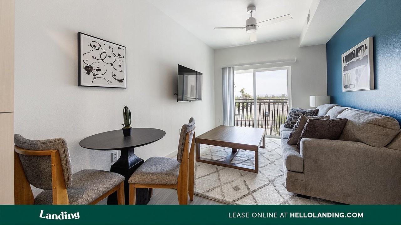 9275 N 29th Ave - Photo 4 of 50