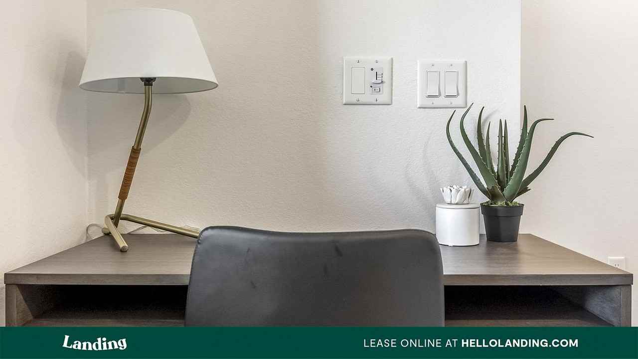 9275 N 29th Ave - Photo 5 of 50