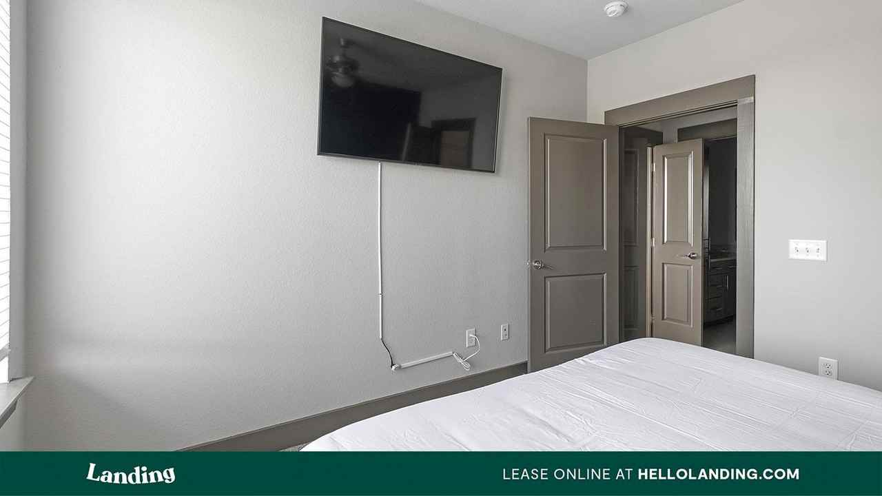 14805 Grisby Rd - Photo 6 of 50