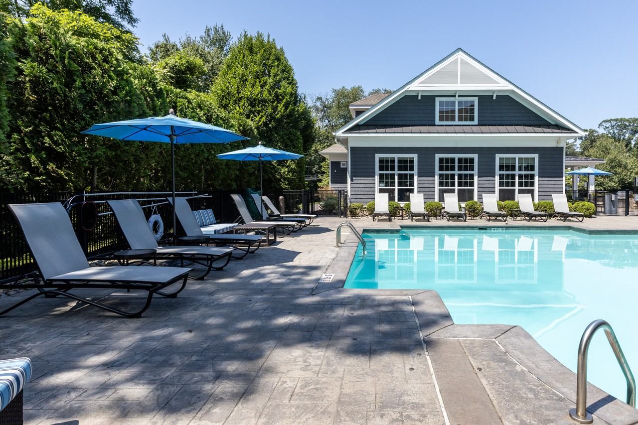 Merion Stratford Apartment Homes - Photo 2 of 18