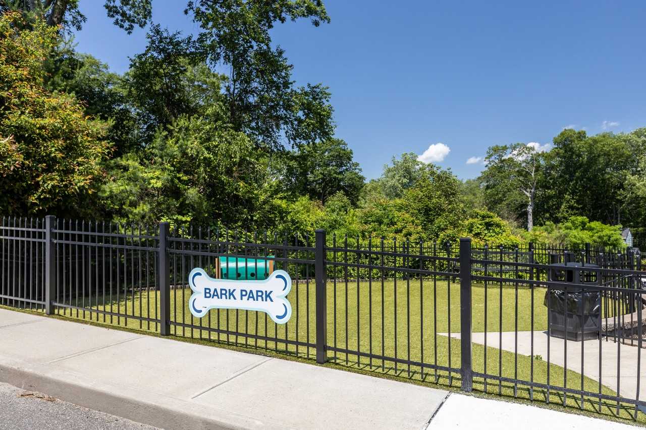 Merion Stratford Apartment Homes - Photo 4 of 18