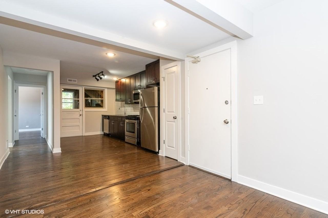 6515 N Seeley Ave - Photo 7 of 23