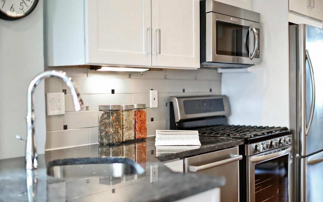 650 Kenyon Street Northwest - Photo 3 of 21