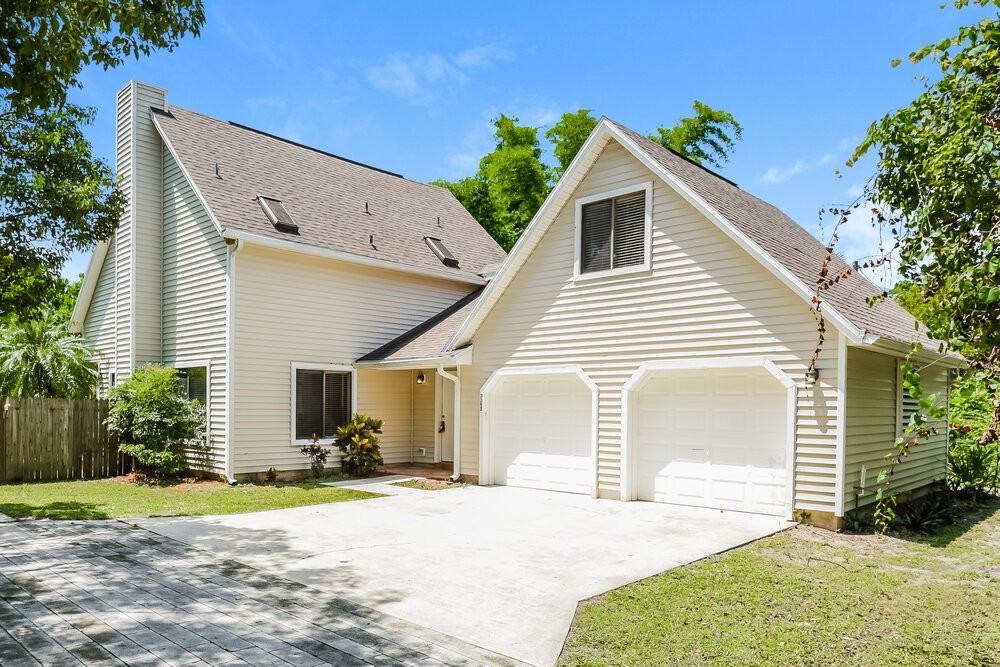 3395 Felda St - Photo 4 of 20