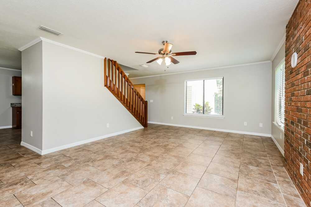 3395 Felda St - Photo 5 of 20