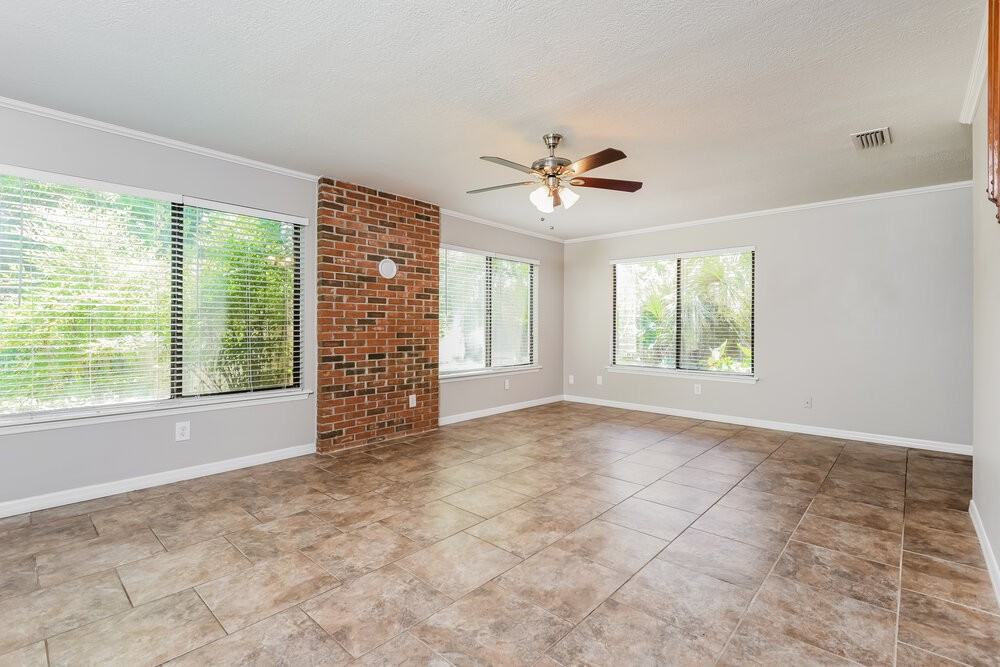 3395 Felda St - Photo 7 of 20