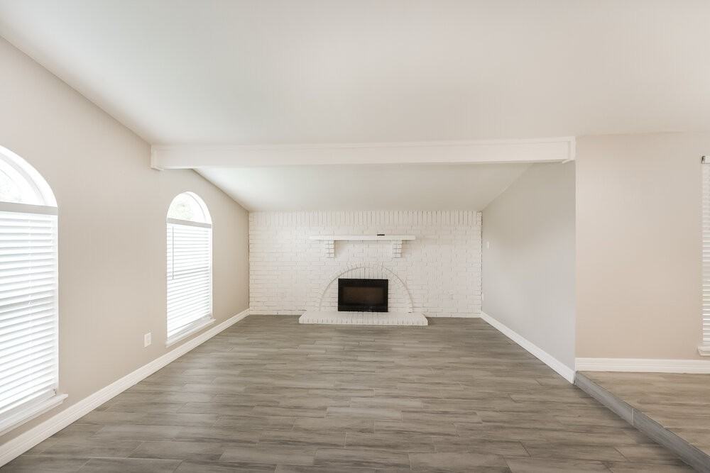 15411 La Loma Dr - Photo 3 of 16