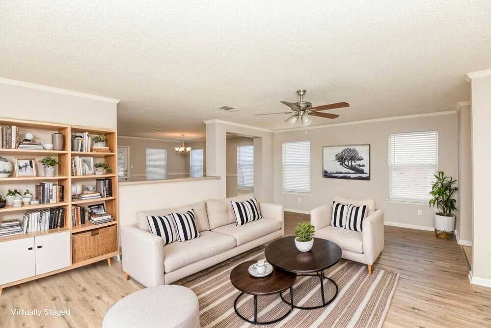 1333 Fox Glenn - Photo 3 of 19