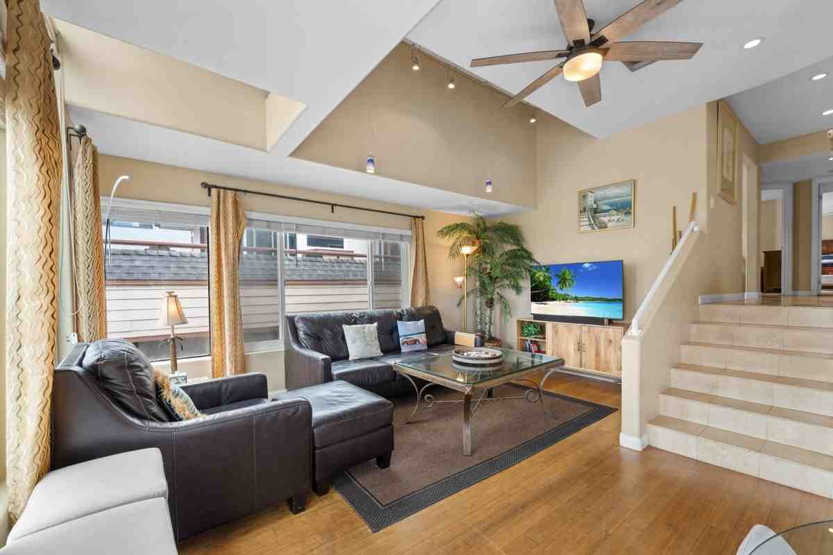 735 San Fernando Pl ##B - Photo 3 of 17