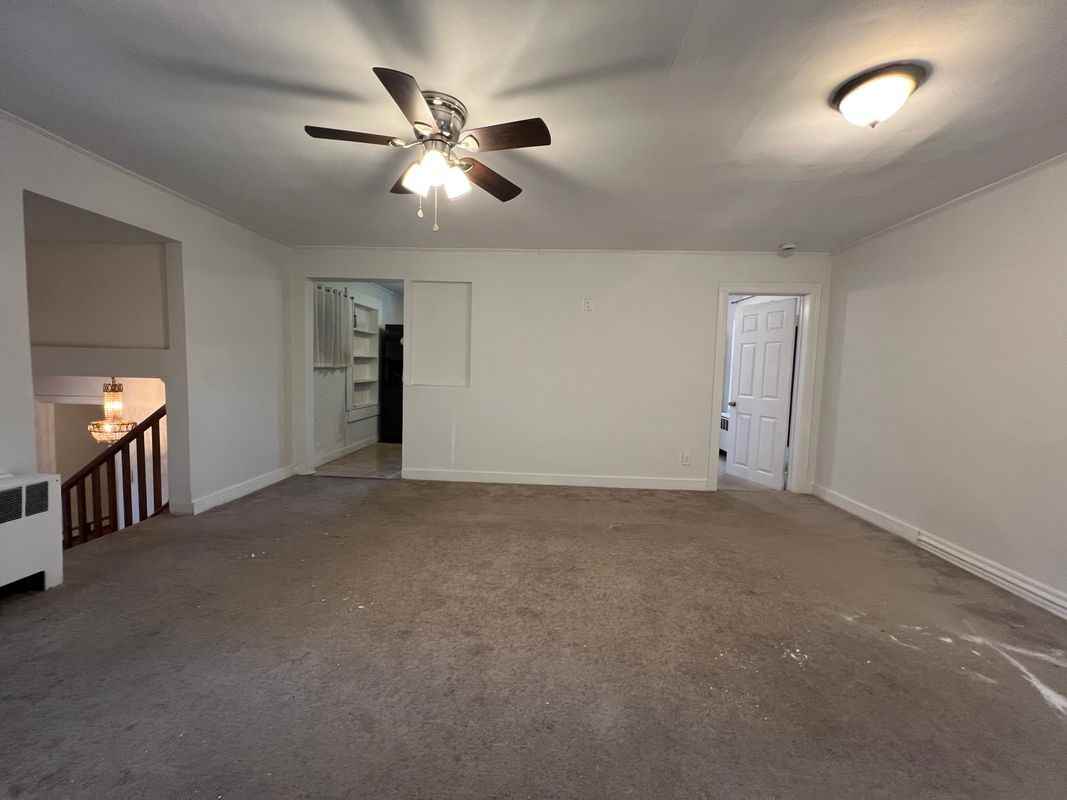 361 Sheridan St - Photo 3 of 17