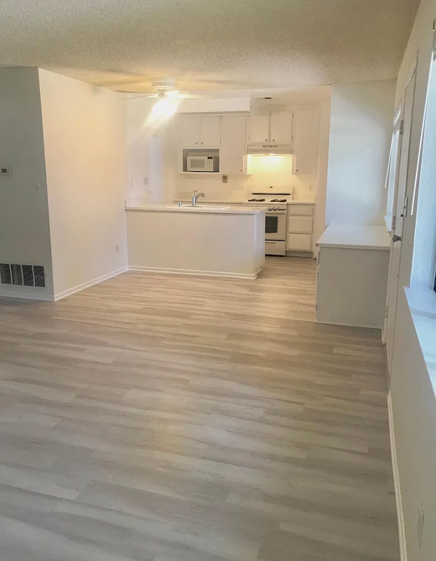 3017 Knollwood Ave - Photo 3 of 16