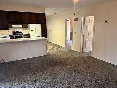 1657 N Richland Ave - Photo 2 of 8