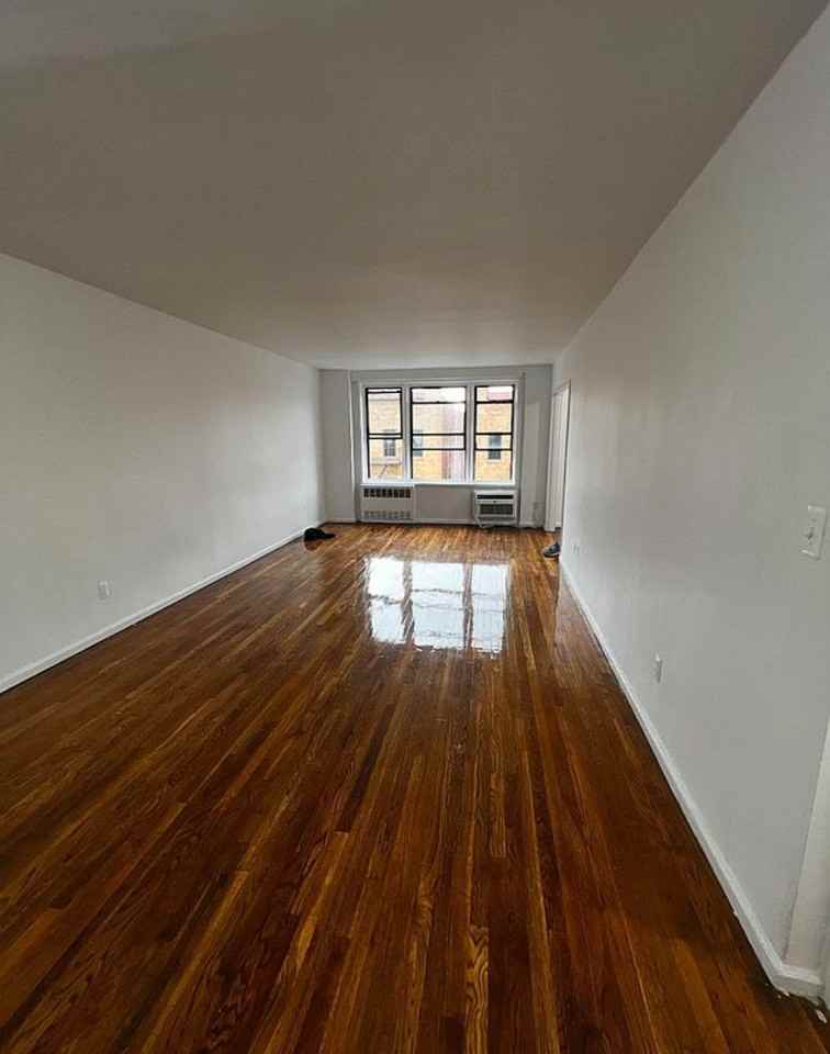 40-67 Hampton Street #4 - Photo 2 of 3