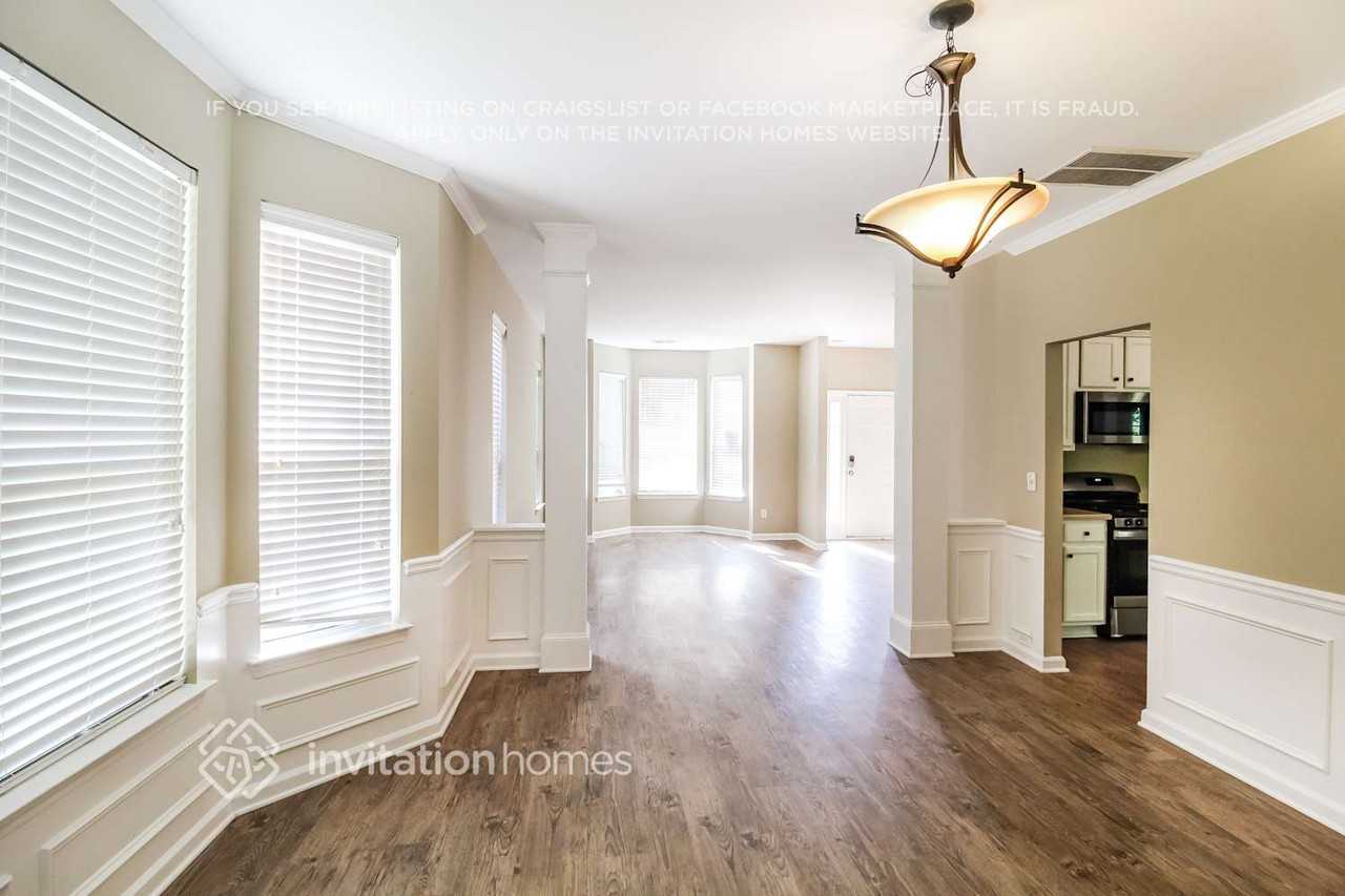 1161 Cascade Hills Dr Sw - Photo 4 of 18