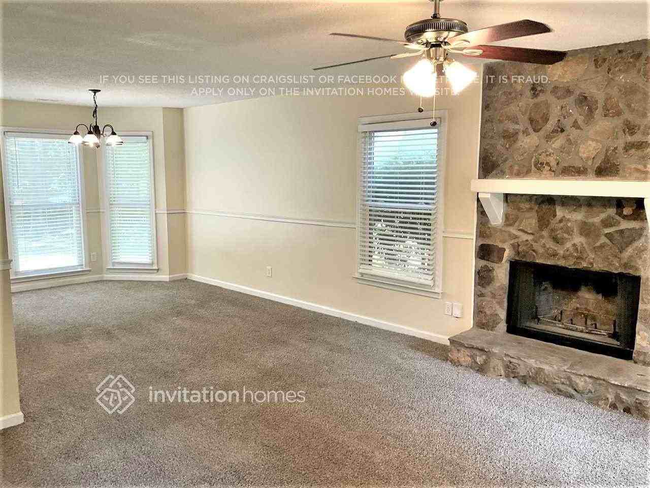 100 Pepperwood Dr - Photo 3 of 18