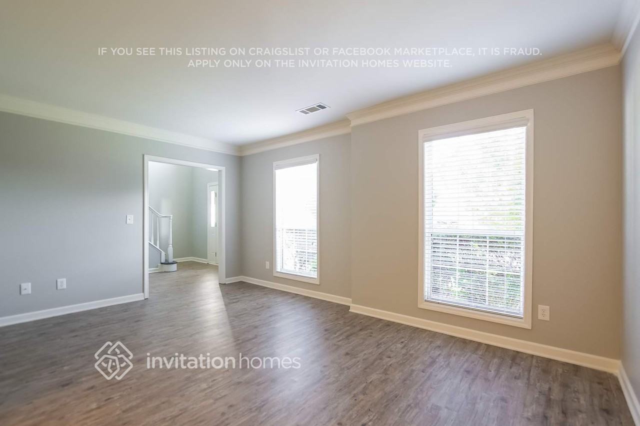 2715 Denian Ct Nw - Photo 3 of 20