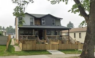 Modern 4 Bedroom Upper Suite – 1 Month Free on 13 - Photo 1 of 1