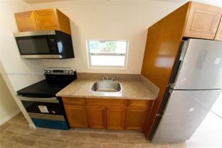 2940 Nw 88th St #B - Photo 1 of 1
