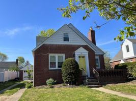 featured image of 31 Evergreen Ln