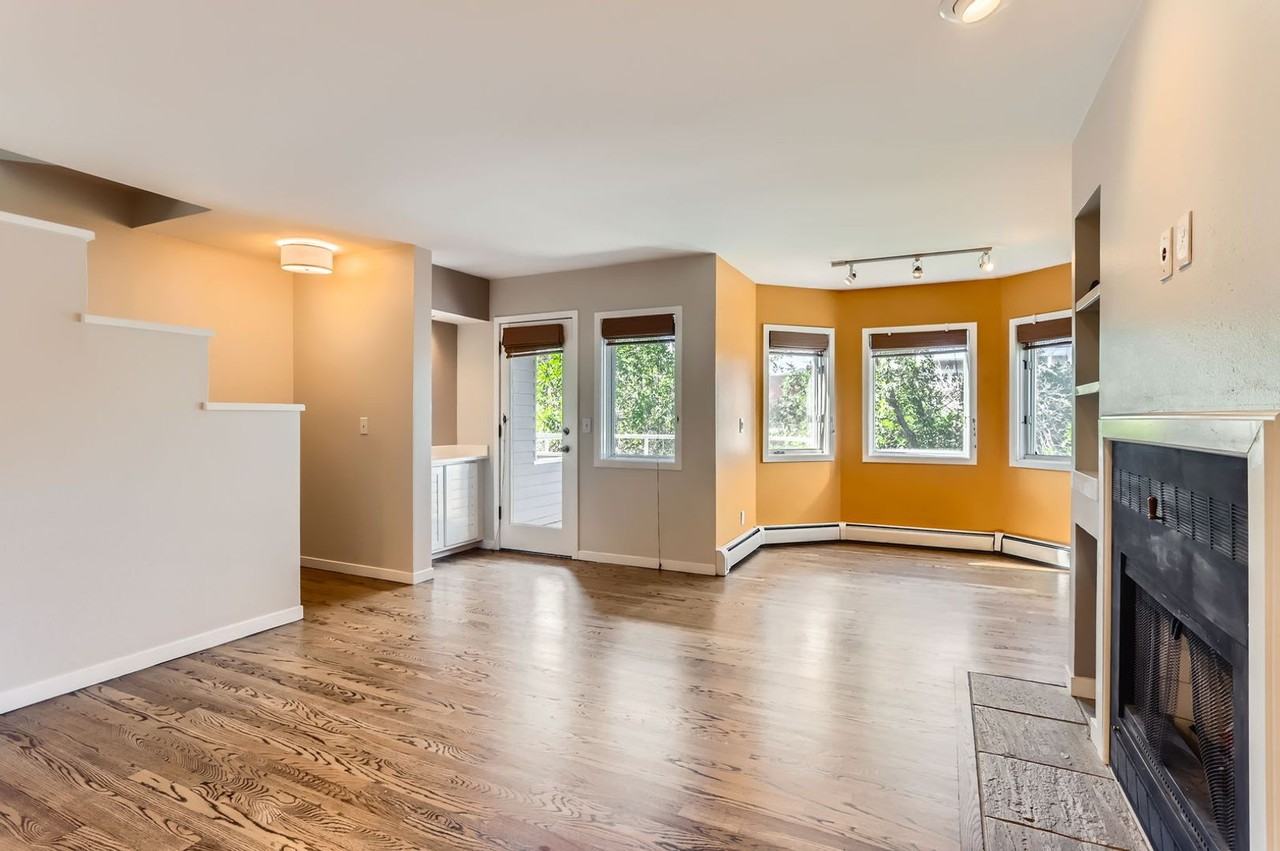 1529 Spruce St - Photo 5 of 27