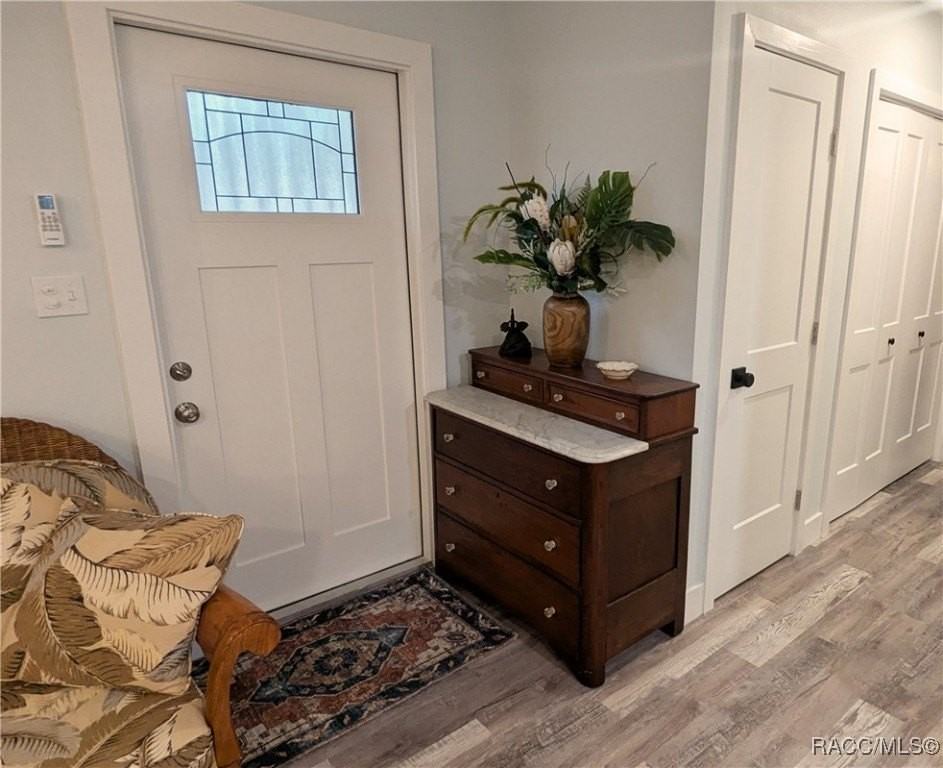 5652 W Nobis Cir - Photo 5 of 16