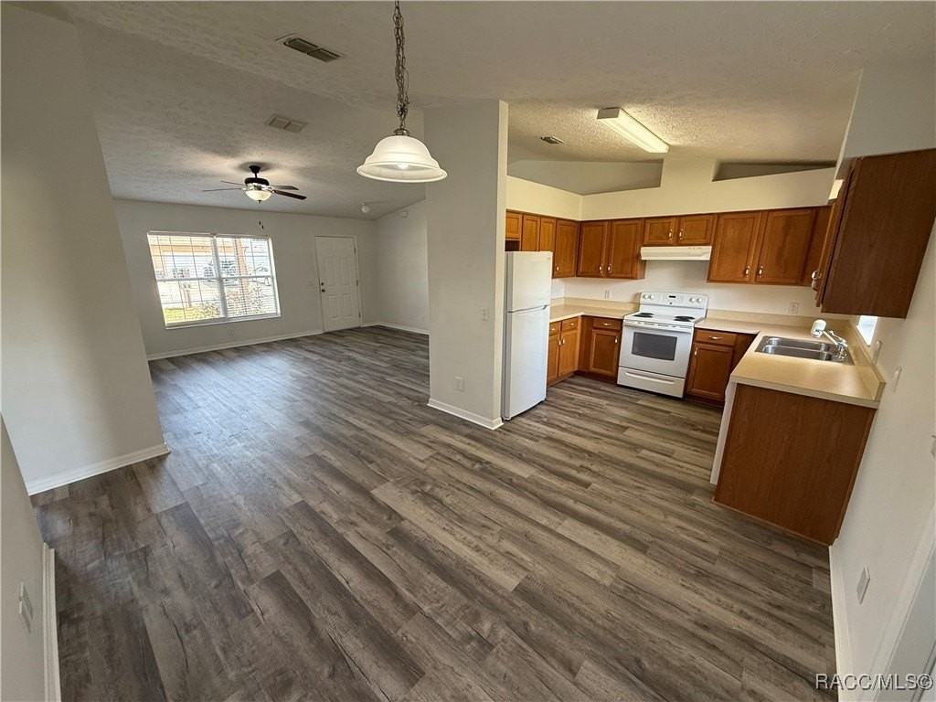 3844 S Swan Ter - Photo 7 of 18