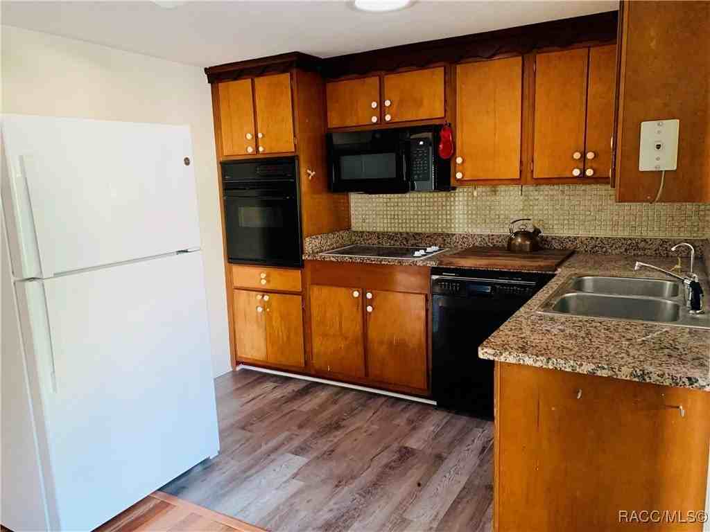 3503 E Suzie Ln - Photo 3 of 5