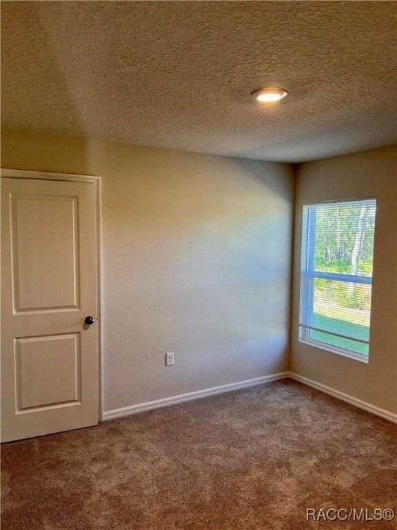 6652 N Bedstrow Blvd - Photo 4 of 22