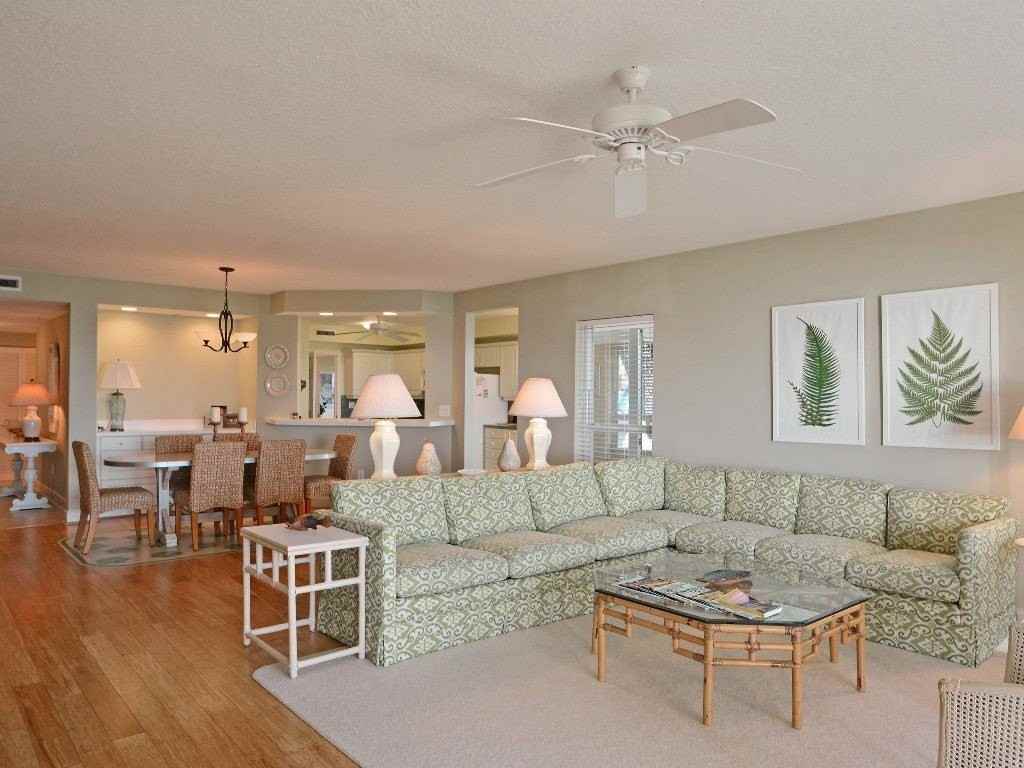 8820 S Sea Oaks Way Apt 201 #201 - Photo 3 of 36