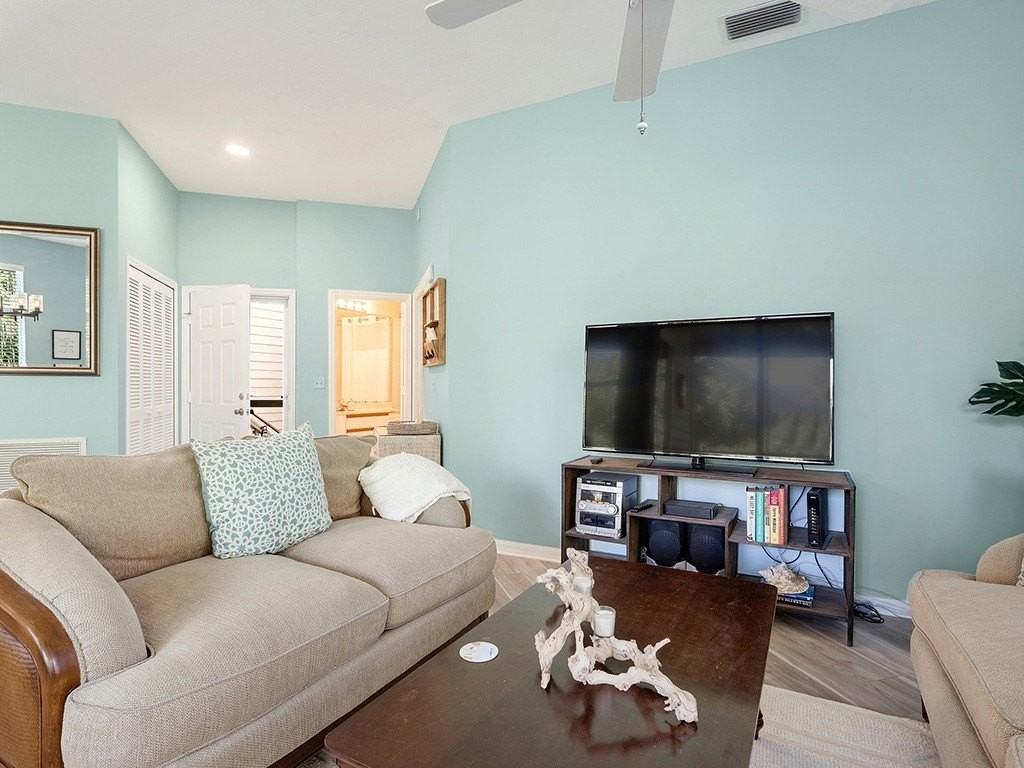 1255 Winding Oaks Circle East #608 - Photo 6 of 35