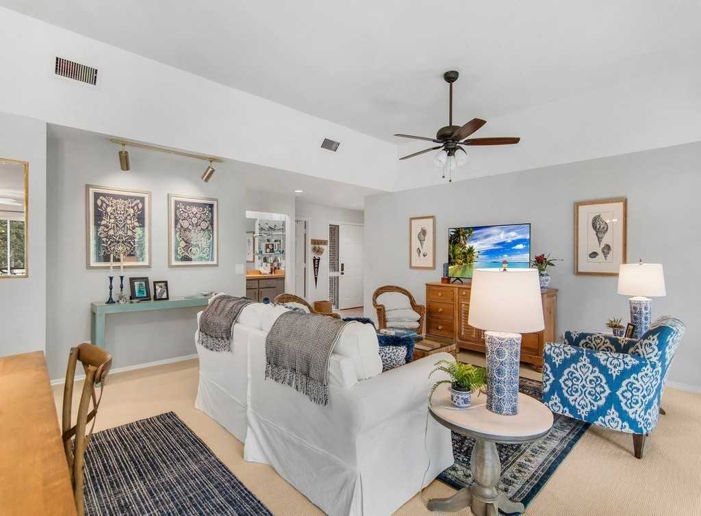 133 E Park Shores Cir Apt 4e #4E - Photo 7 of 32