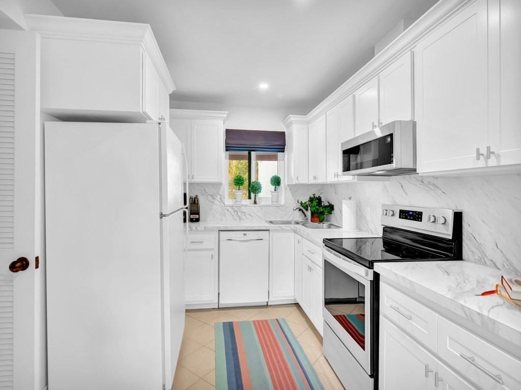 1155 Reef Rd #B2 - Photo 7 of 32