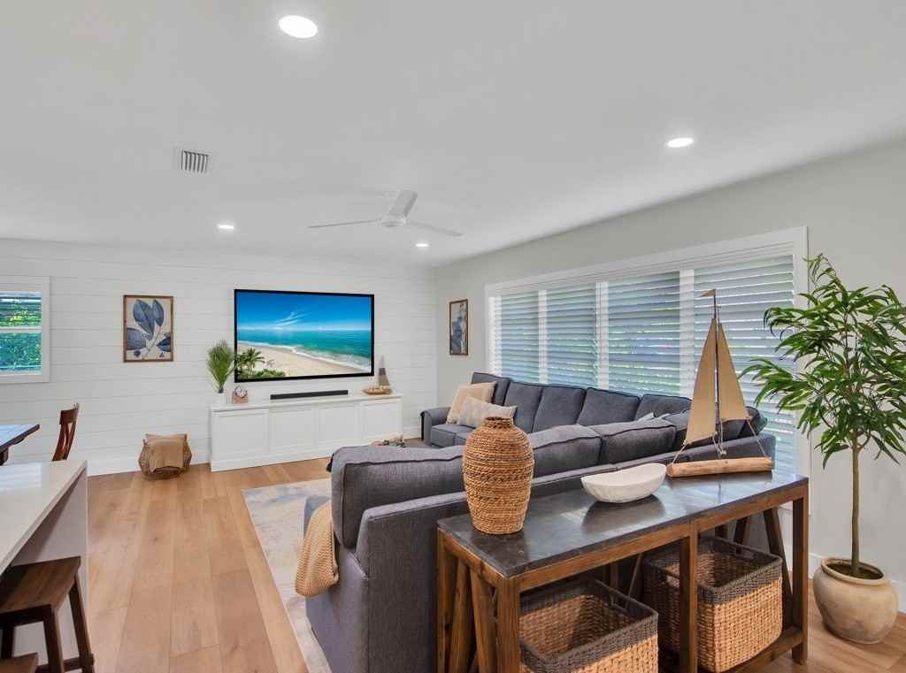 1985 Coco Plum Lane - Photo 2 of 36