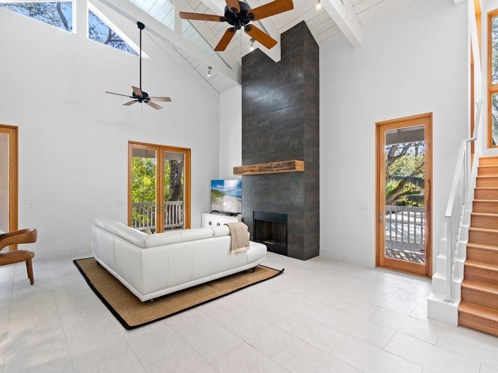 9415 Periwinkle Drive - Photo 6 of 28