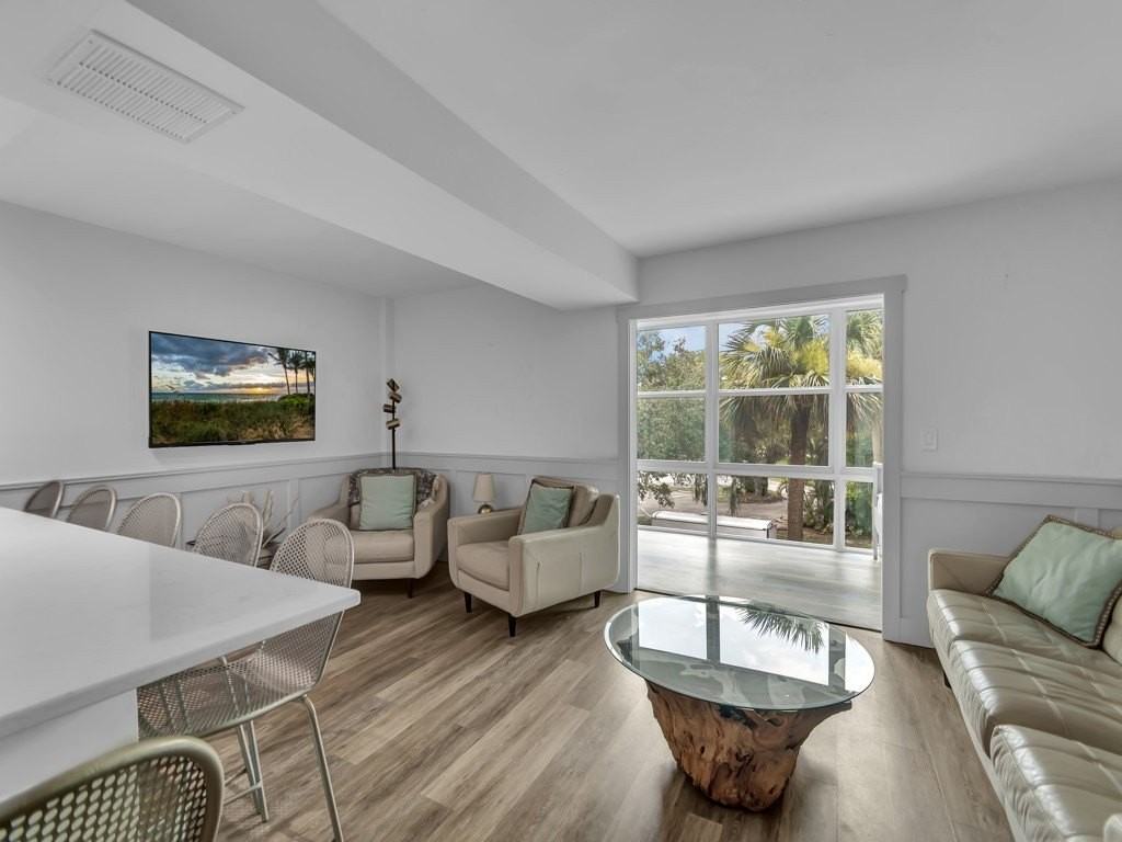 275 Date Palm Rd Apt 304 #304