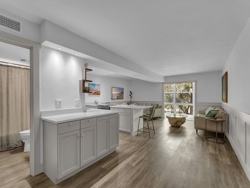 275 Date Palm Rd #304 - Photo 5 of 36