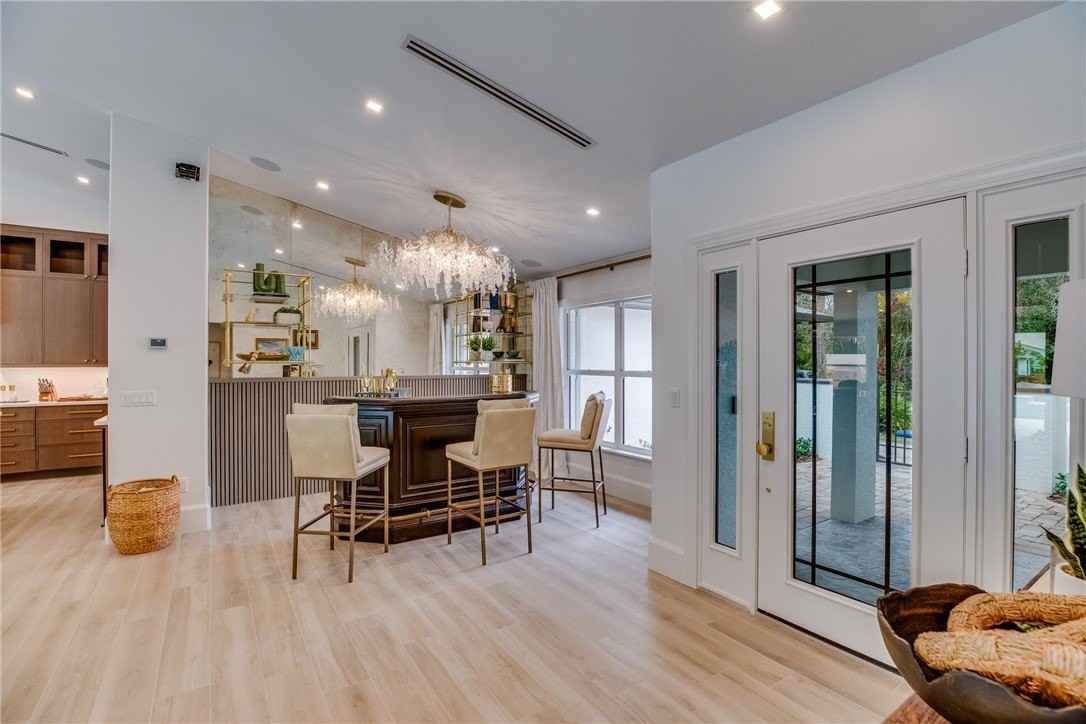 700 Holly Rd - Photo 5 of 36