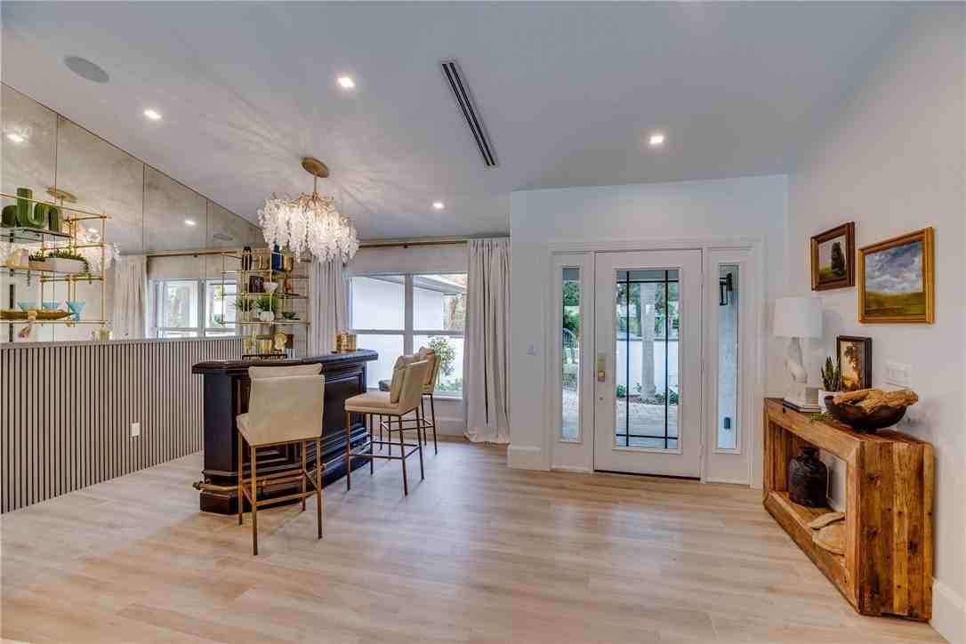 700 Holly Rd - Photo 7 of 36