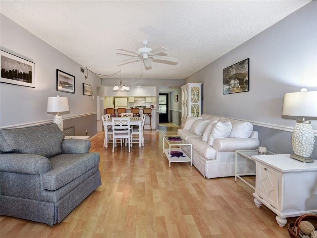 41 Plantation Dr Apt 206 #206 - Photo 6 of 34