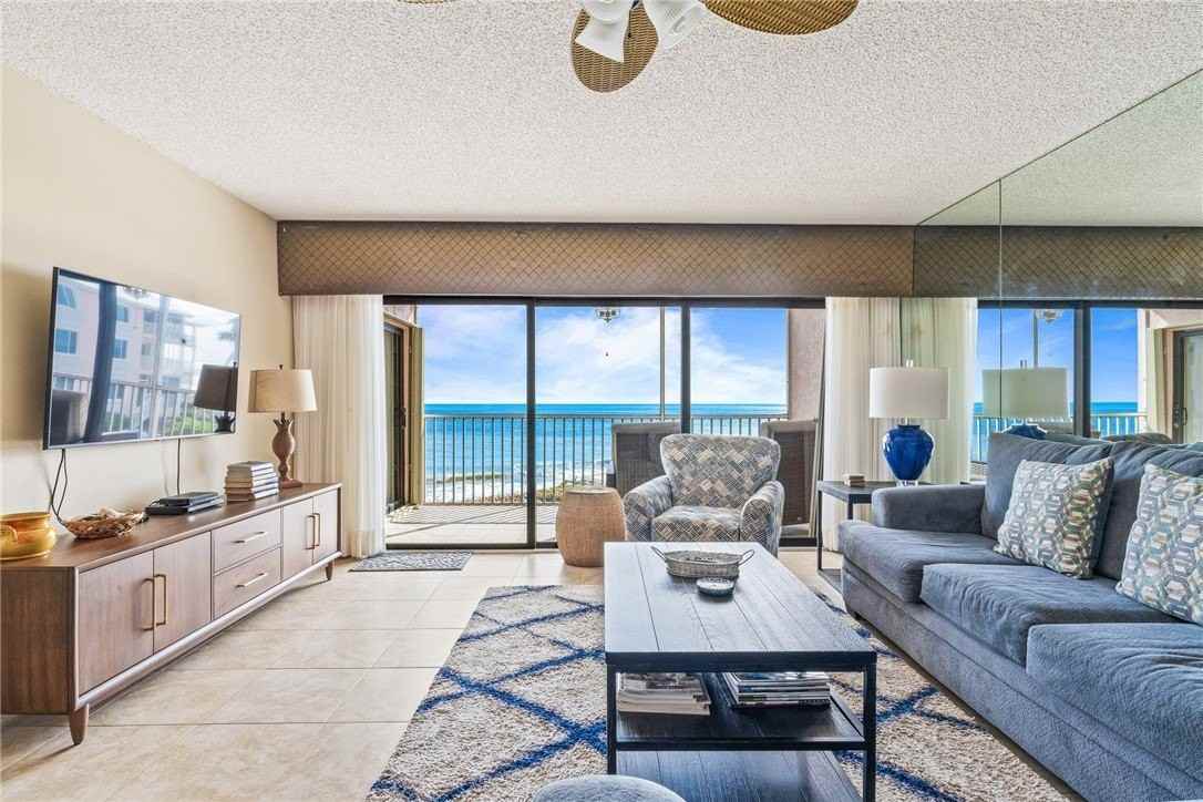 8840 S Sea Oaks Way Apt 207b #207B - Photo 7 of 36