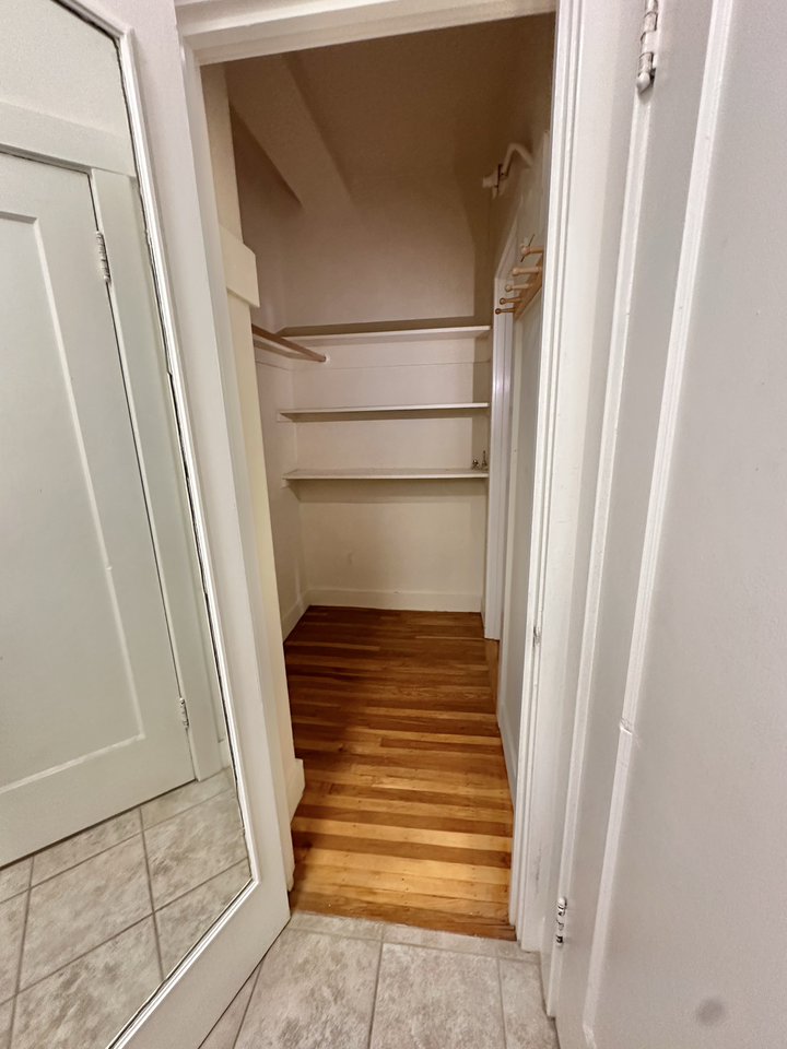 840 Geary St #34 - Photo 7 of 9